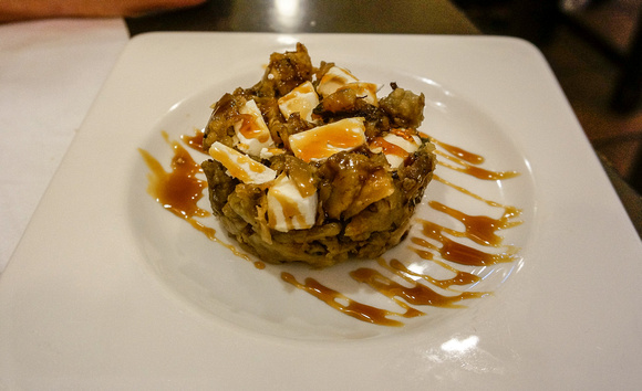 Bodega Mezquita Aubergine Tapa